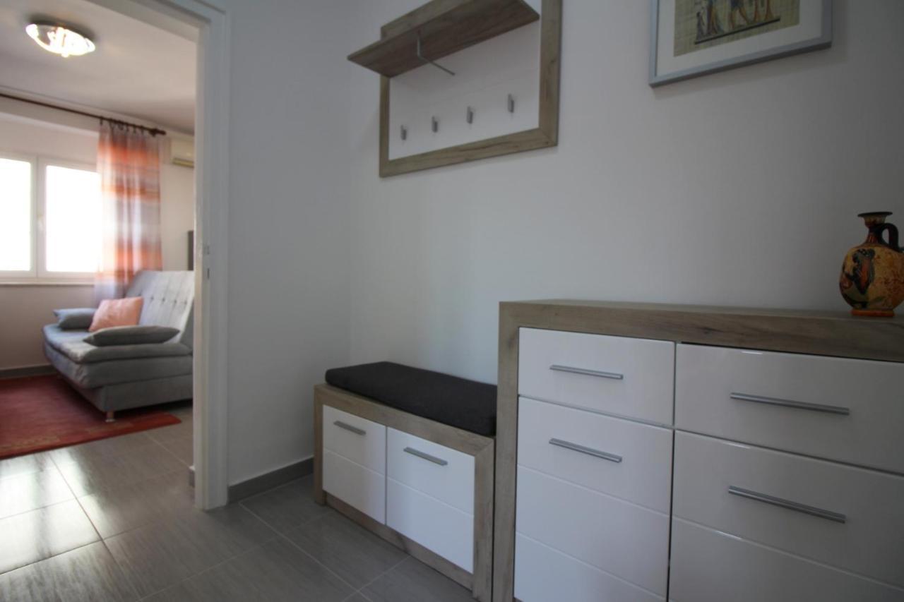 Apartment Agata In City Center Porec Exterior photo